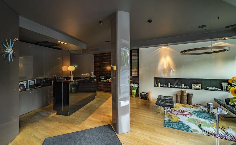 Modus Hotel Varna Eksteriør billede